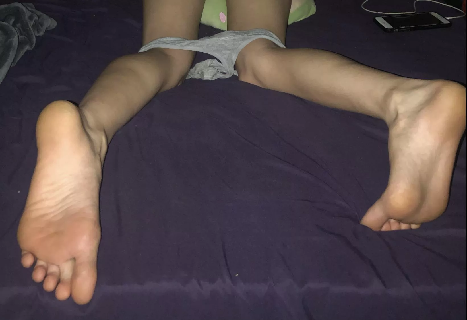 I want you to leave my panties right there around my knees 😏