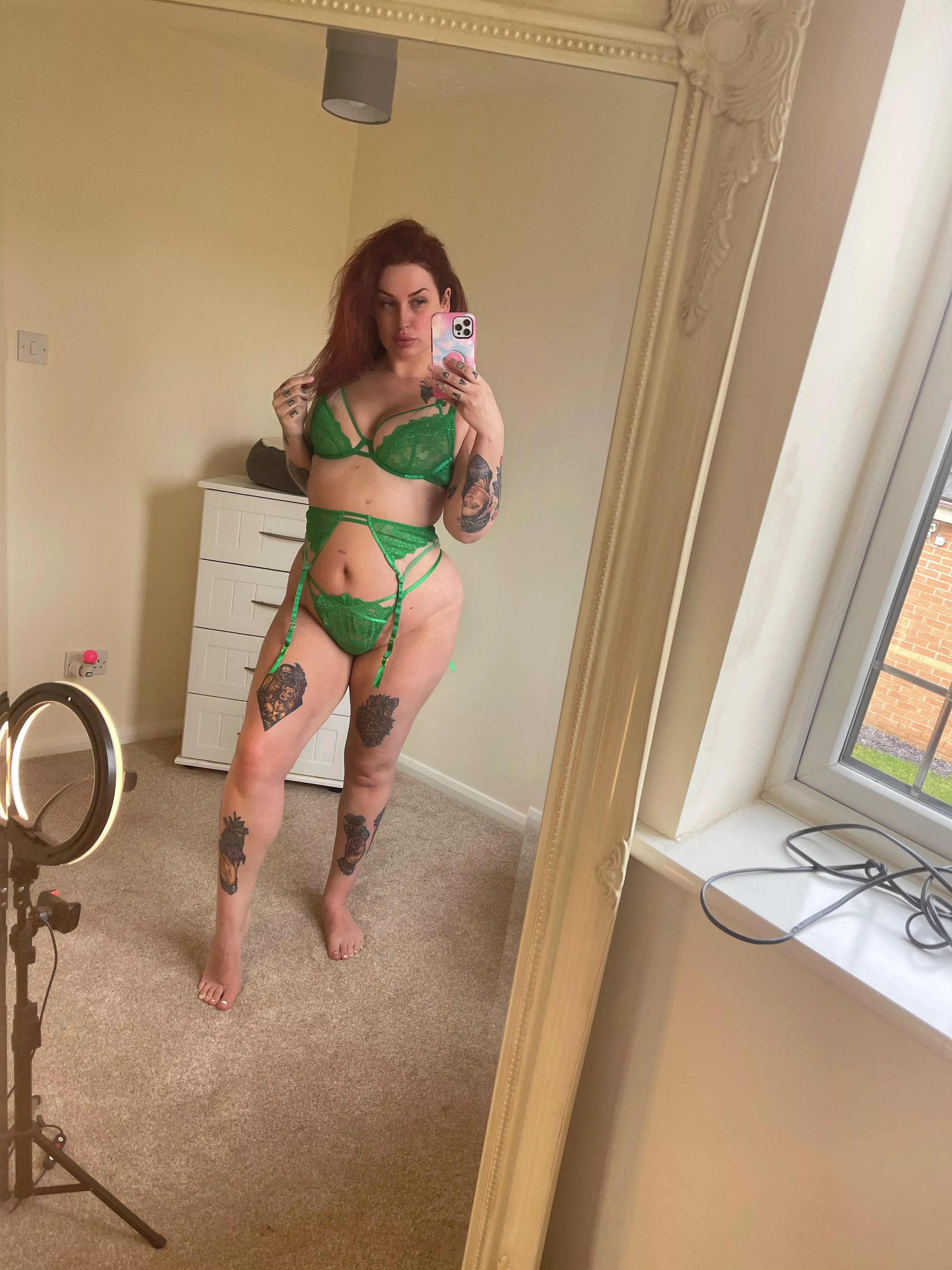 I want you to trace around my ink with your tongue 😈