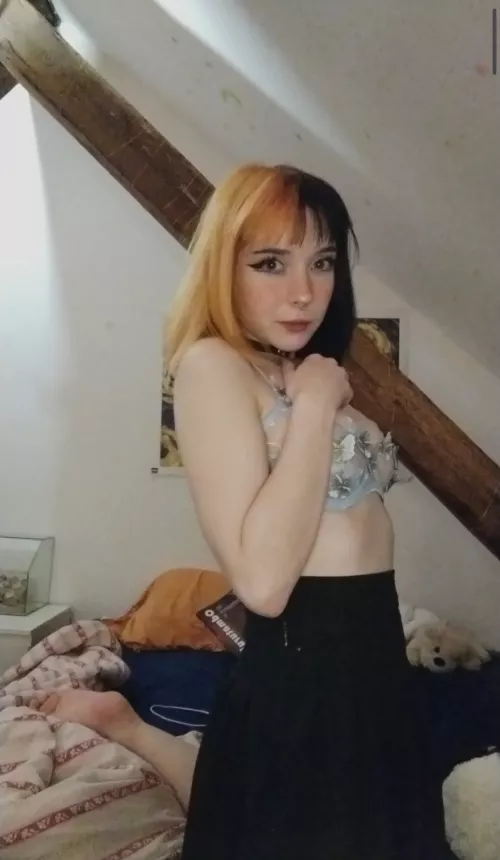 I want your cum all over me 🤍