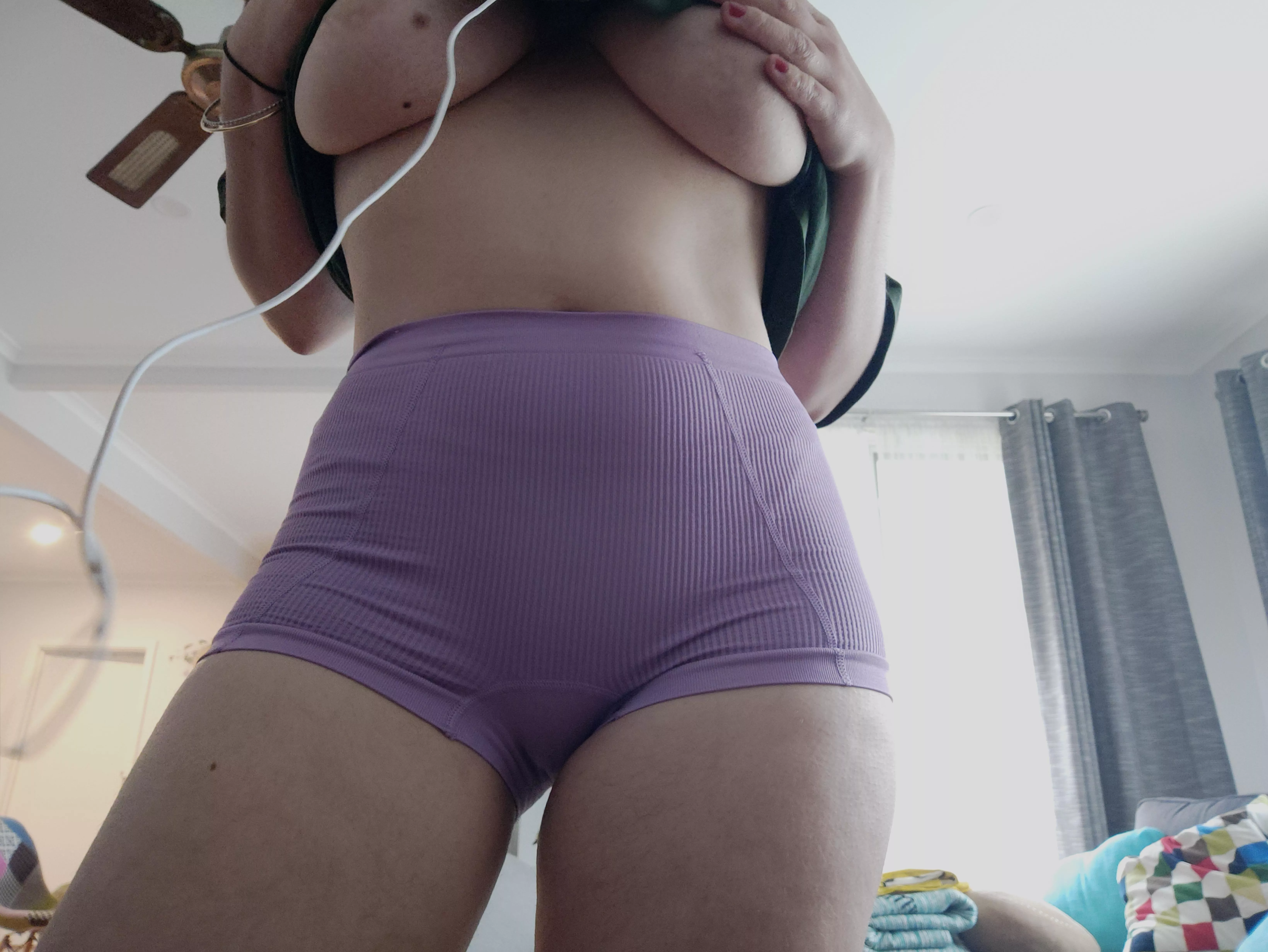 I want your head inbetween my thighs.. oh my god 💦👅 make me cum