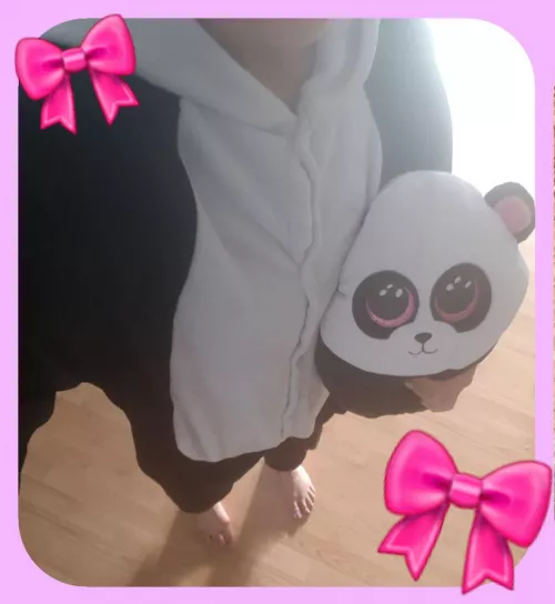 I wants uppies n cuddols... 💕