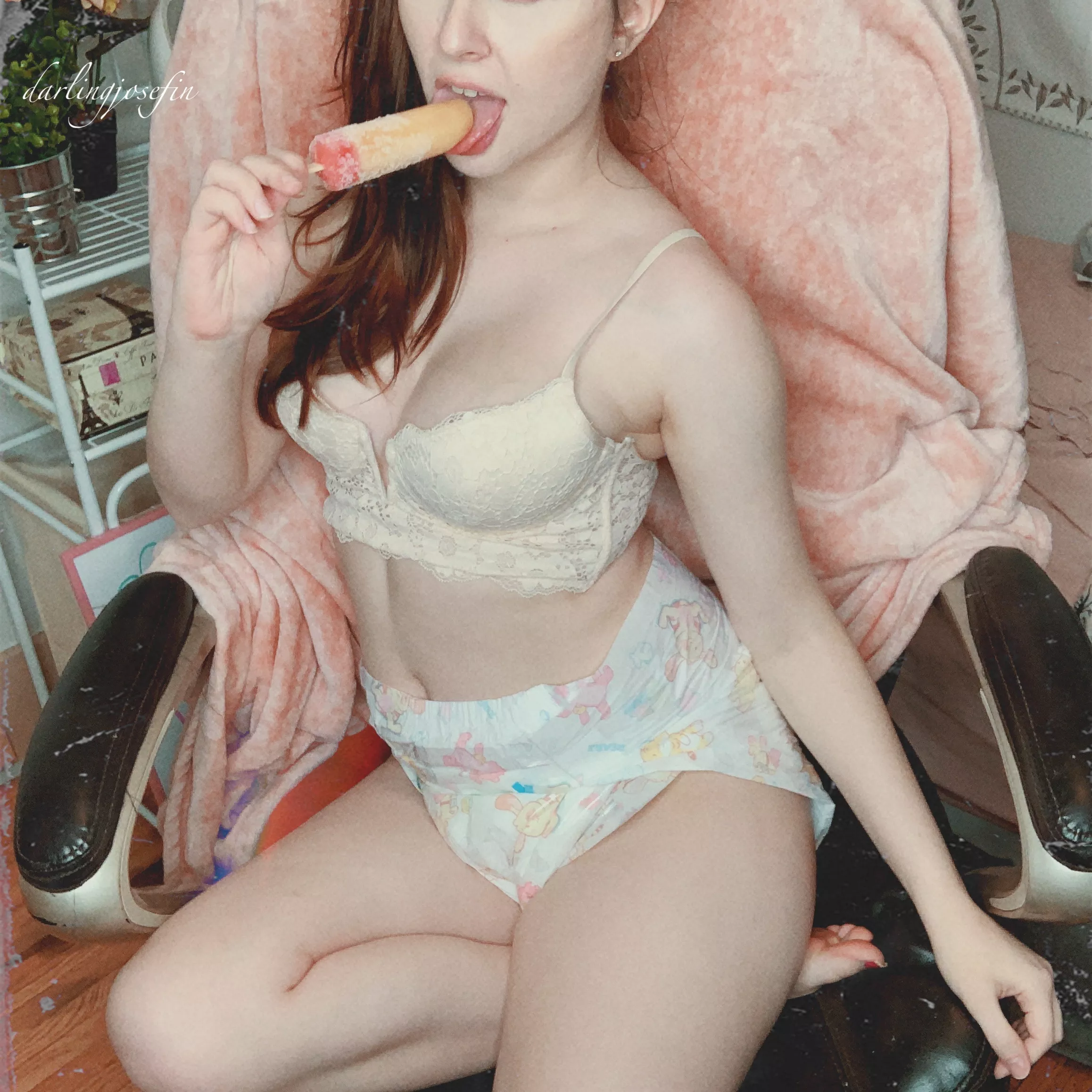I was a good girl so I got a popsicle! I was a good girl so I got a popsicle!