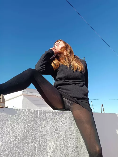 I was normal about two kids ago. Now I sit on walls sexually for the great men of reddit 😇