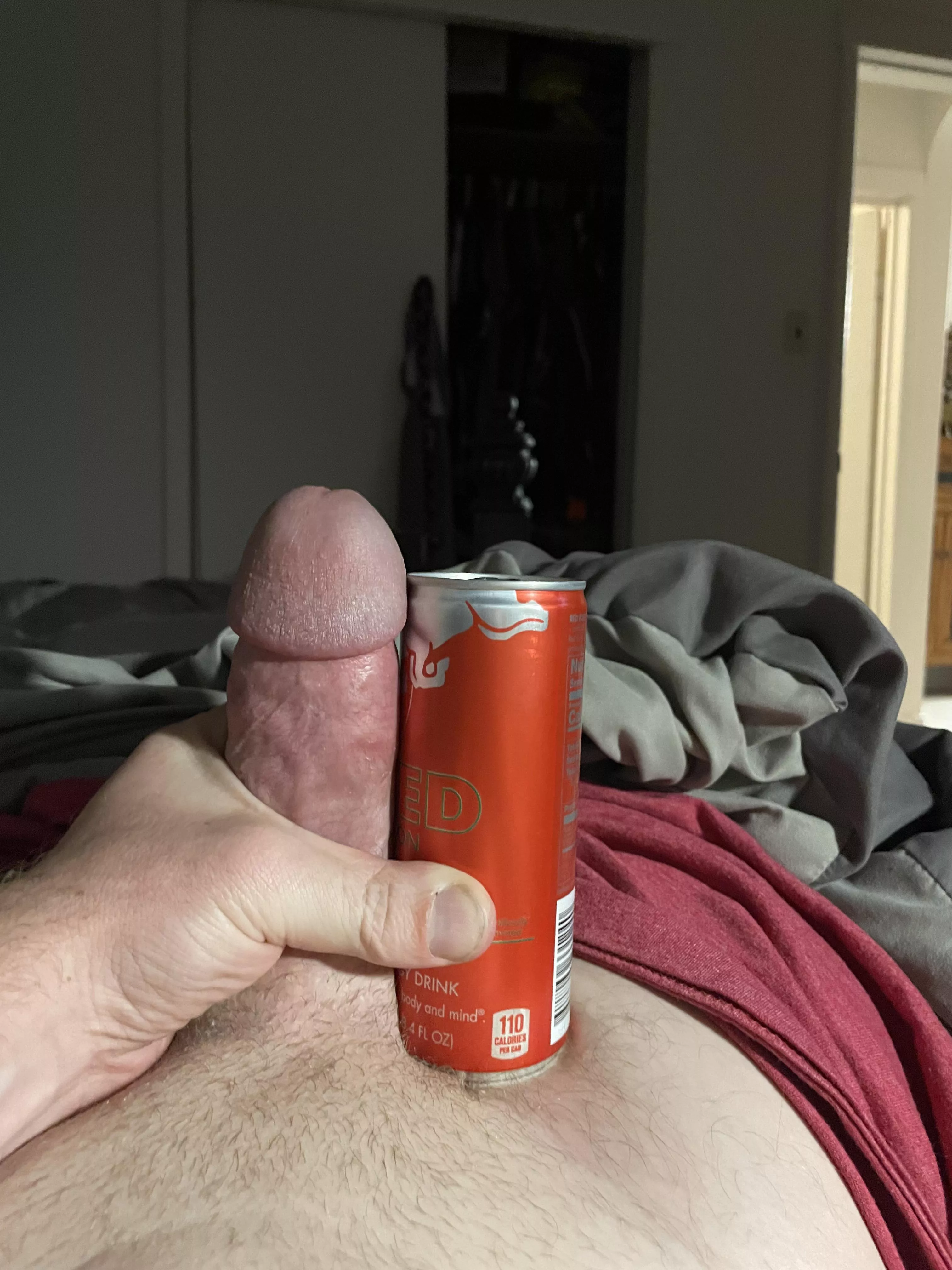 I wasn’t quite hard due to the fact that this can was straight out the fridge. 😅 can anyone give me an honest rate? Thanks y’all!