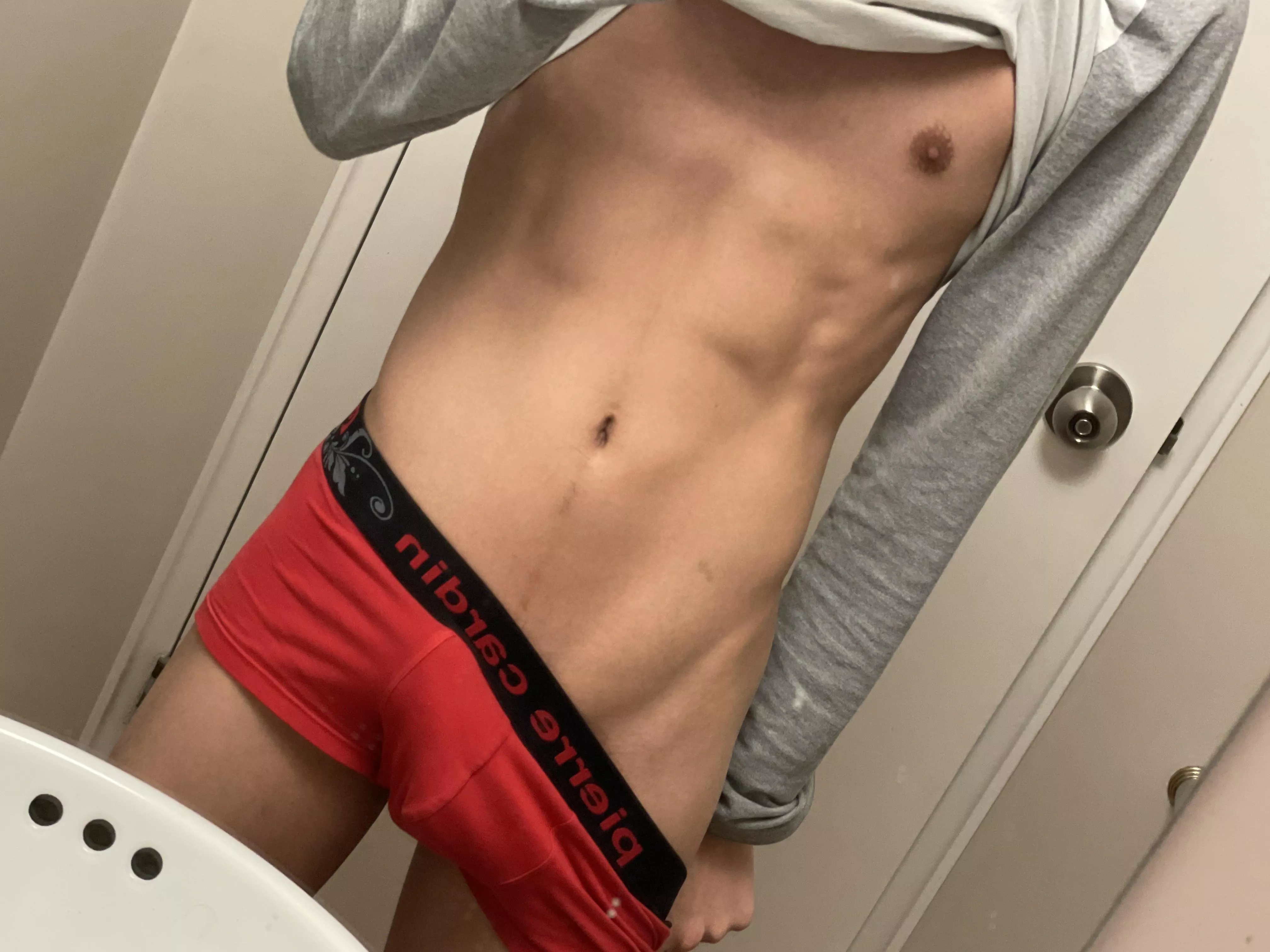 I will let you play with me if you clean me well 😈😉