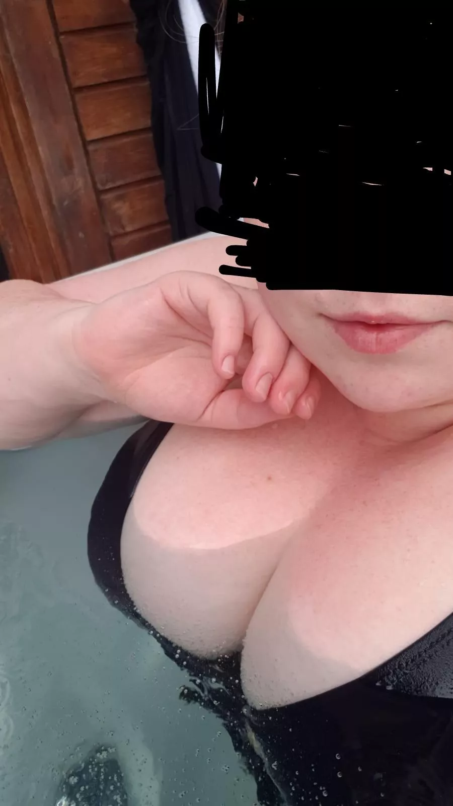 I wish I was still in a hot tub [F34] [OC]