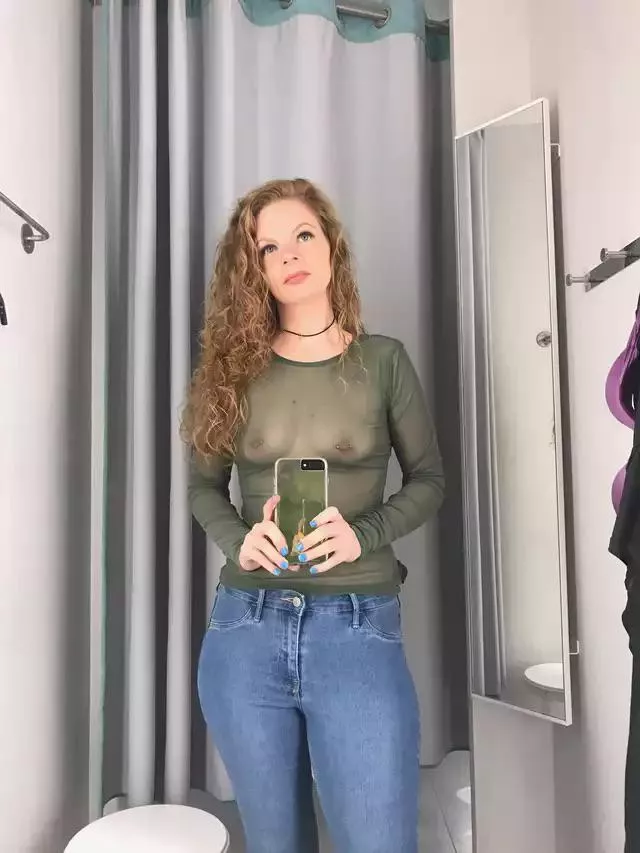 I wish this could be my Sunday Funday outfit…