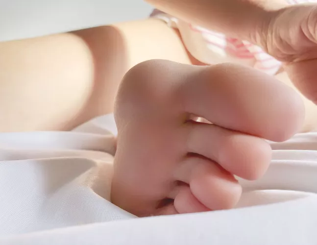 I wish you you can feel how soft my soles are