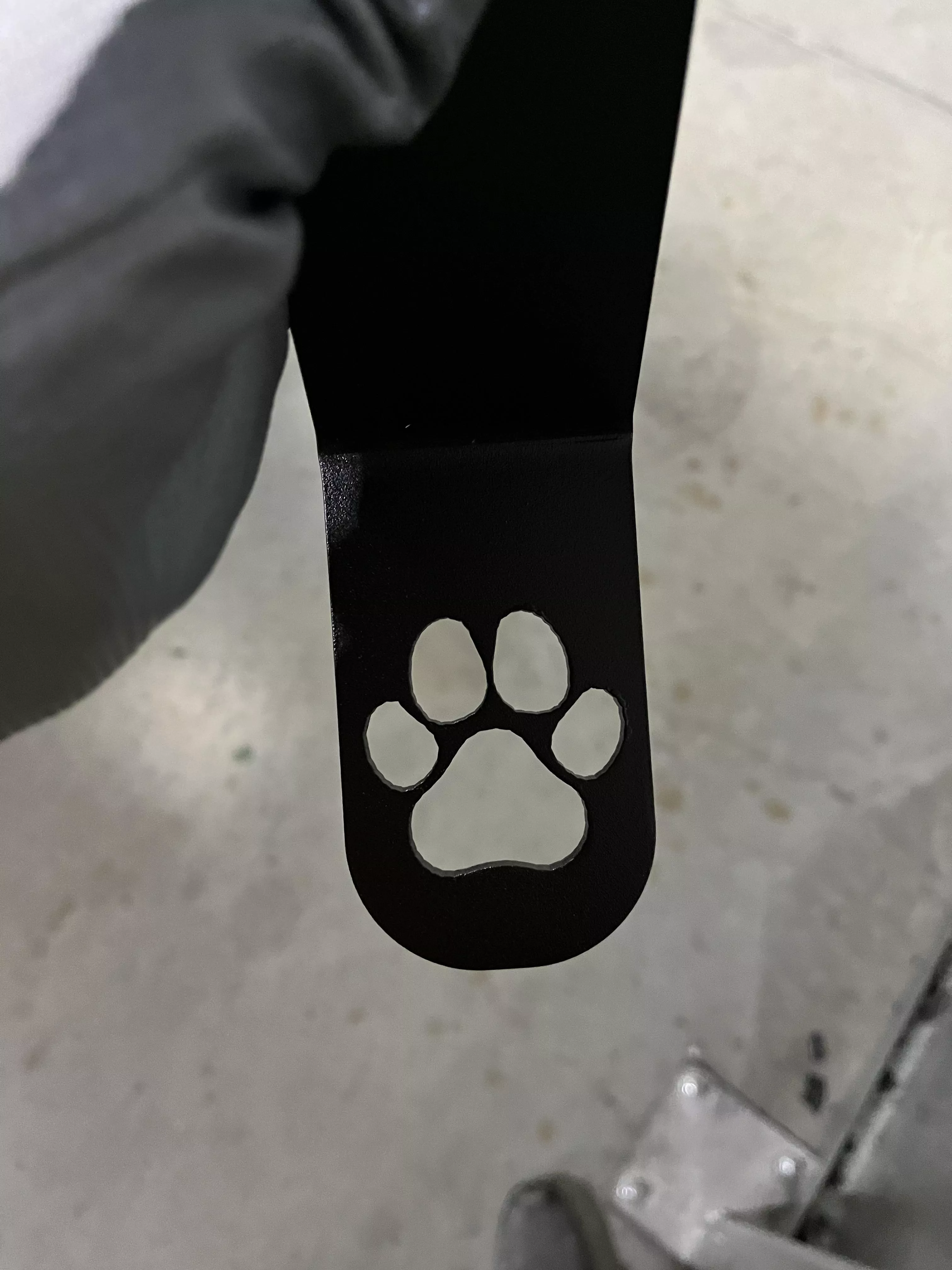 I work at a rv parts manufacturer and one of the pieces that I had to put in a box today had a paw design! :3