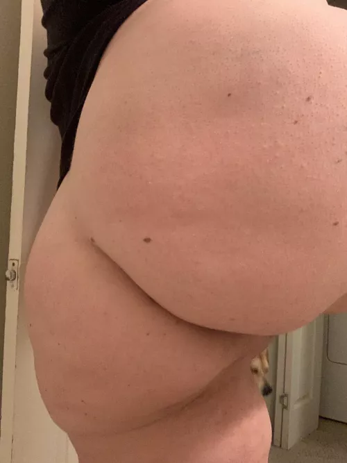 i work from home now, so that means you can come dick me down daddy 😍😇