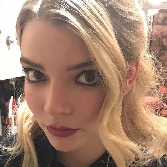 I would absolutely do anything to have the chance to get a nice slow sensual blowjob from Anya Taylor-Joy.