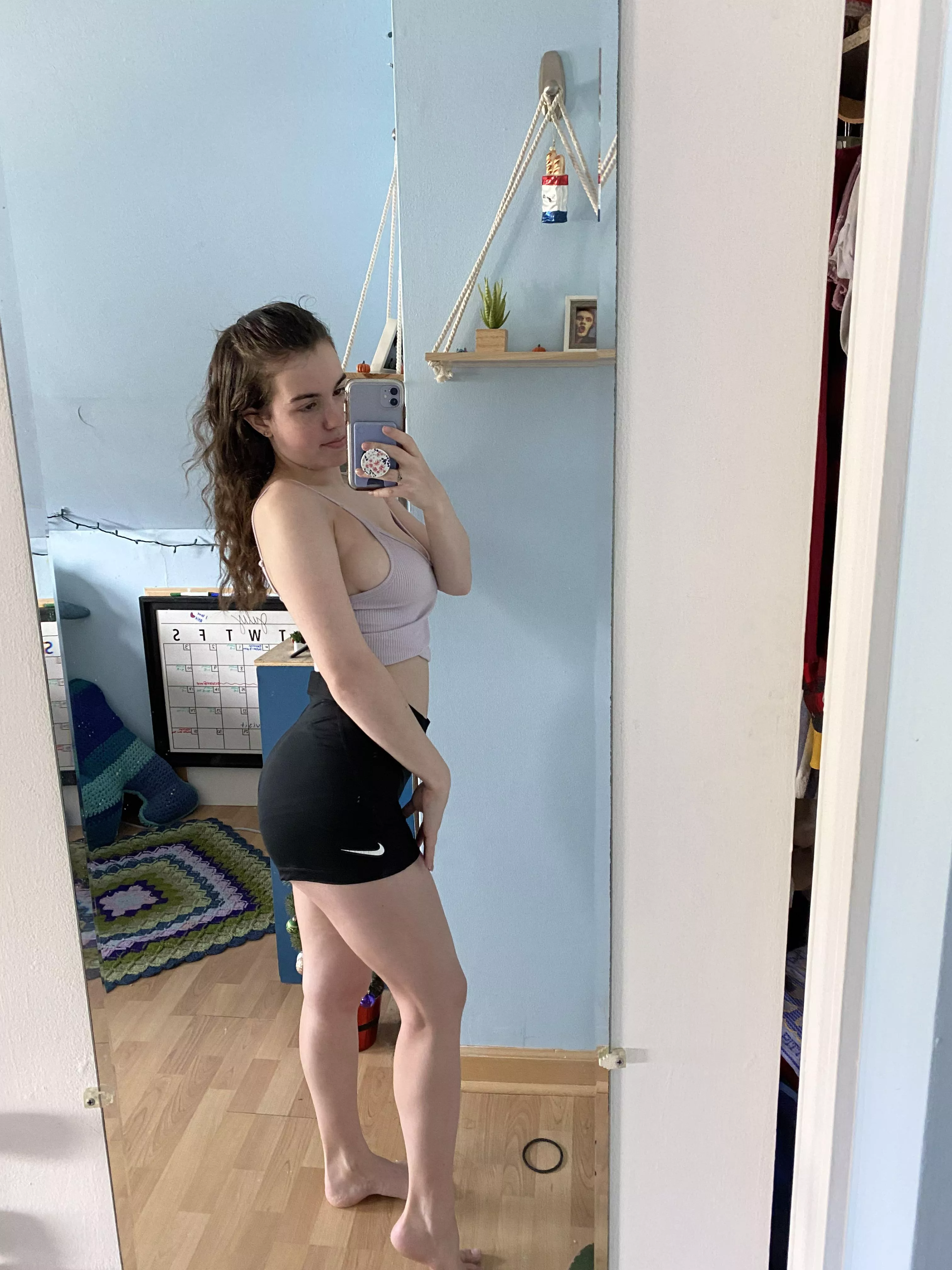 i’d love to have some fun between classes😉