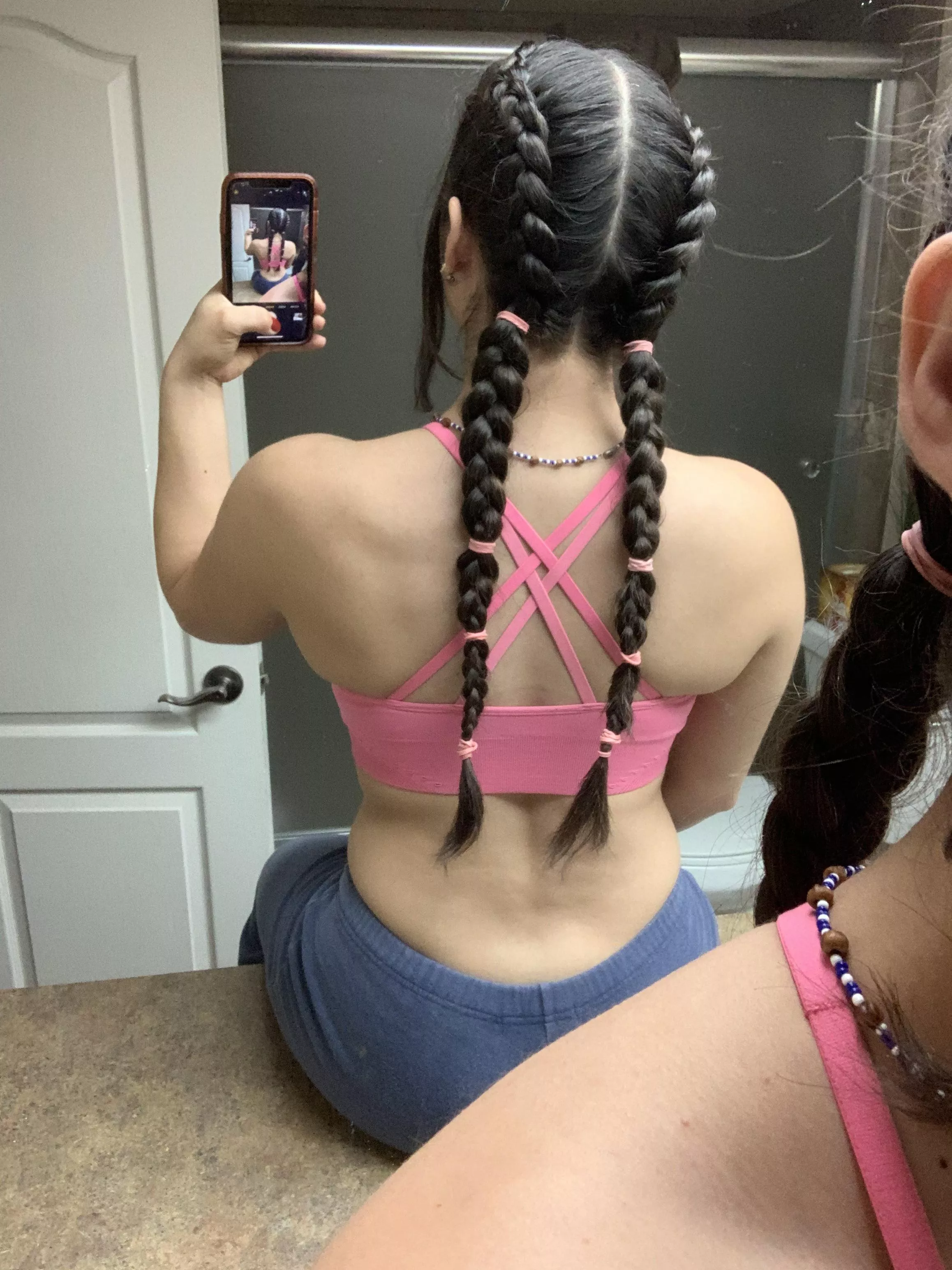 I’d love to wear this hairstyle at the gym next time I go.