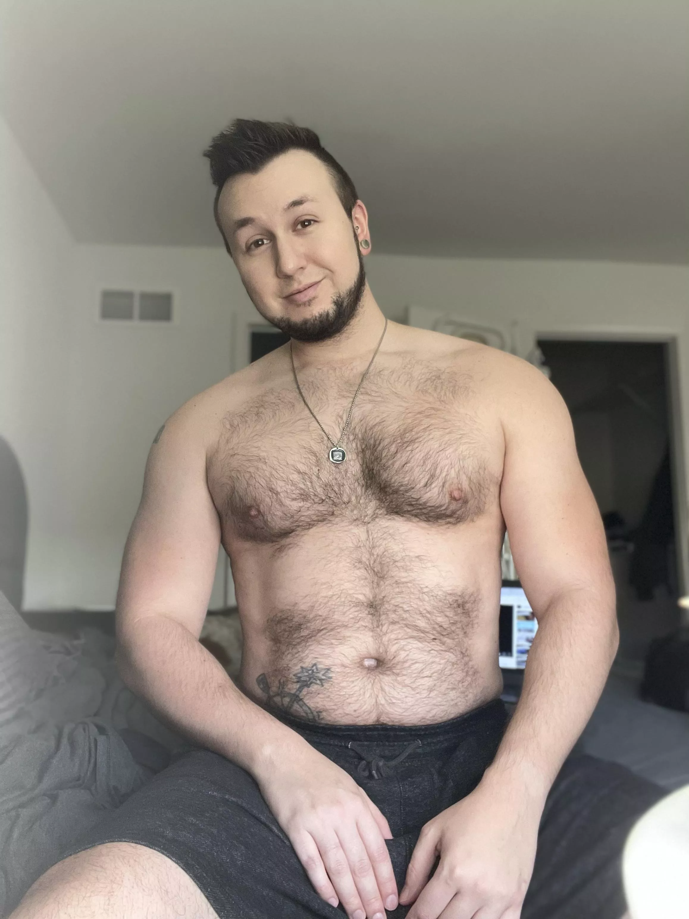 I’d rather be thick & happy than thin & miserable. 😂👍🐻 🍕 I’d rather be thick & happy than thin & miserable. 😂👍🐻 🍕