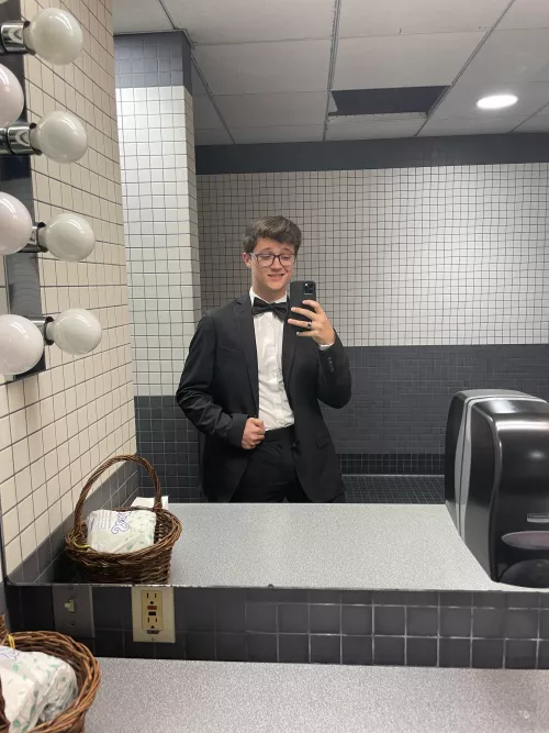 Iād say I clean up pretty well š¤µāāļø
