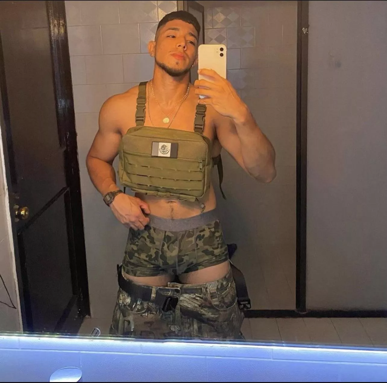 I’d thank him for his service however he wants 😉 [Not OC]