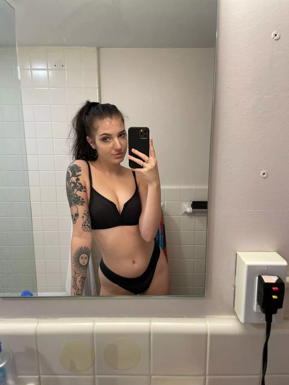 If atleast one guy likes my tattoo I will celebrate and fuck myself :) If atleast one guy likes my tattoo I will celebrate and fuck myself :)