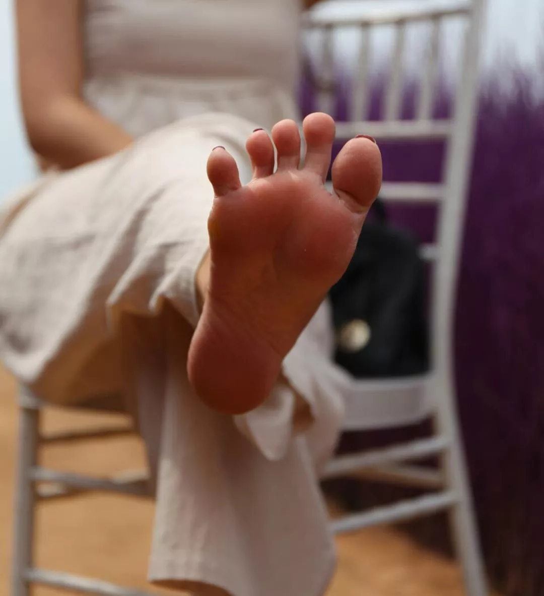 If even 4 guys likes my feet/soles will be happy If even 4 guys likes my feet/soles will be happy