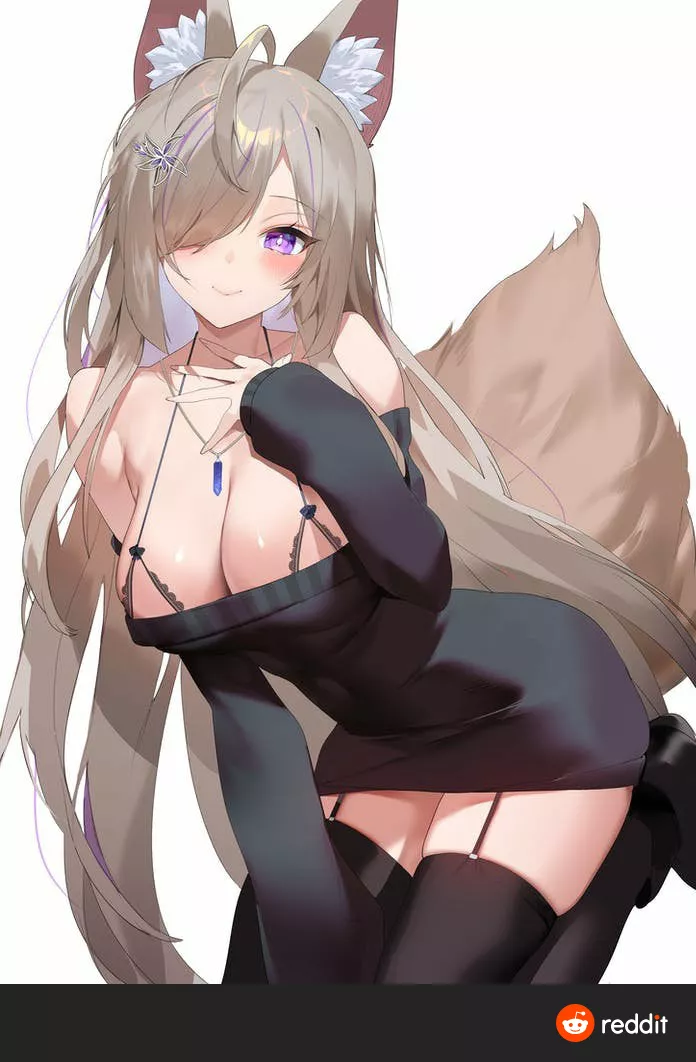 If only her sweater dress thing would move down a bit more