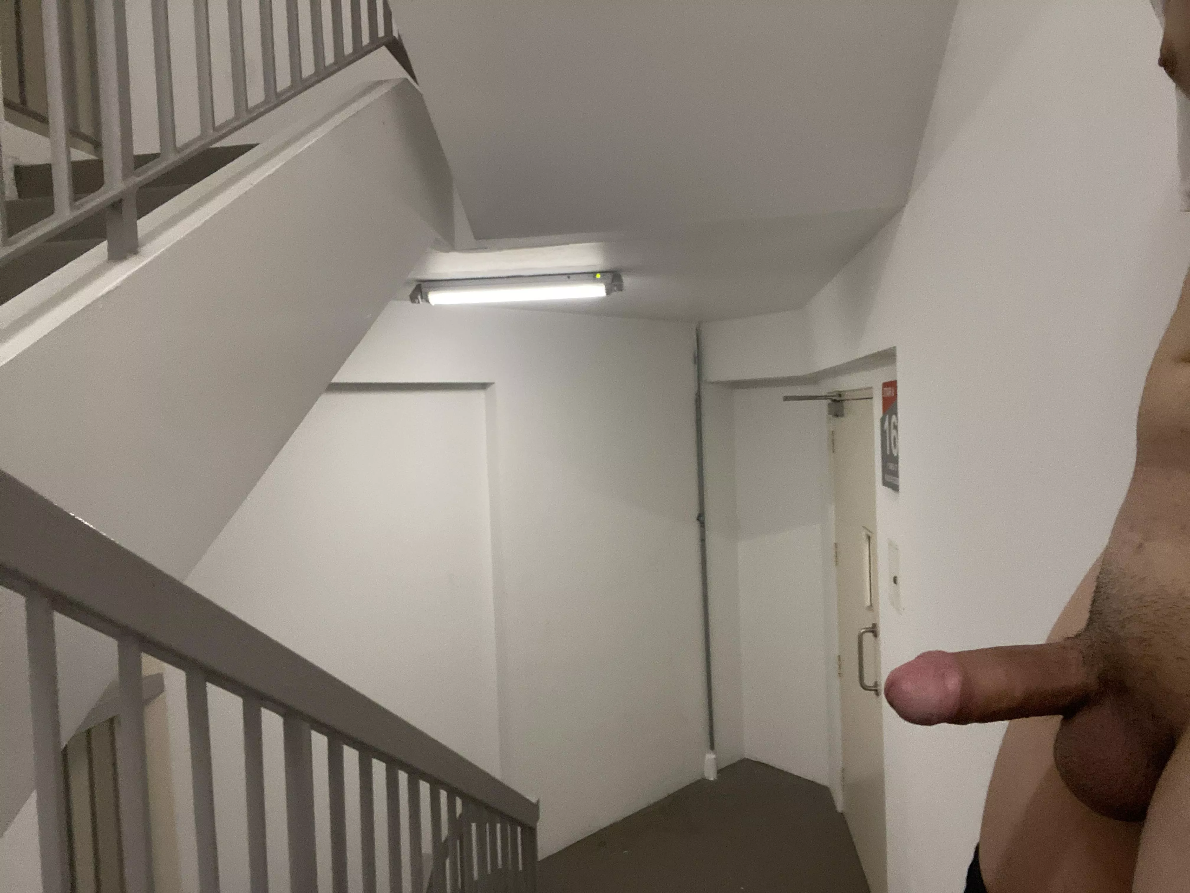 If only someone walked in and sucked it