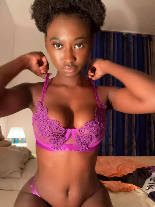 š if u think this Lingerie suits me