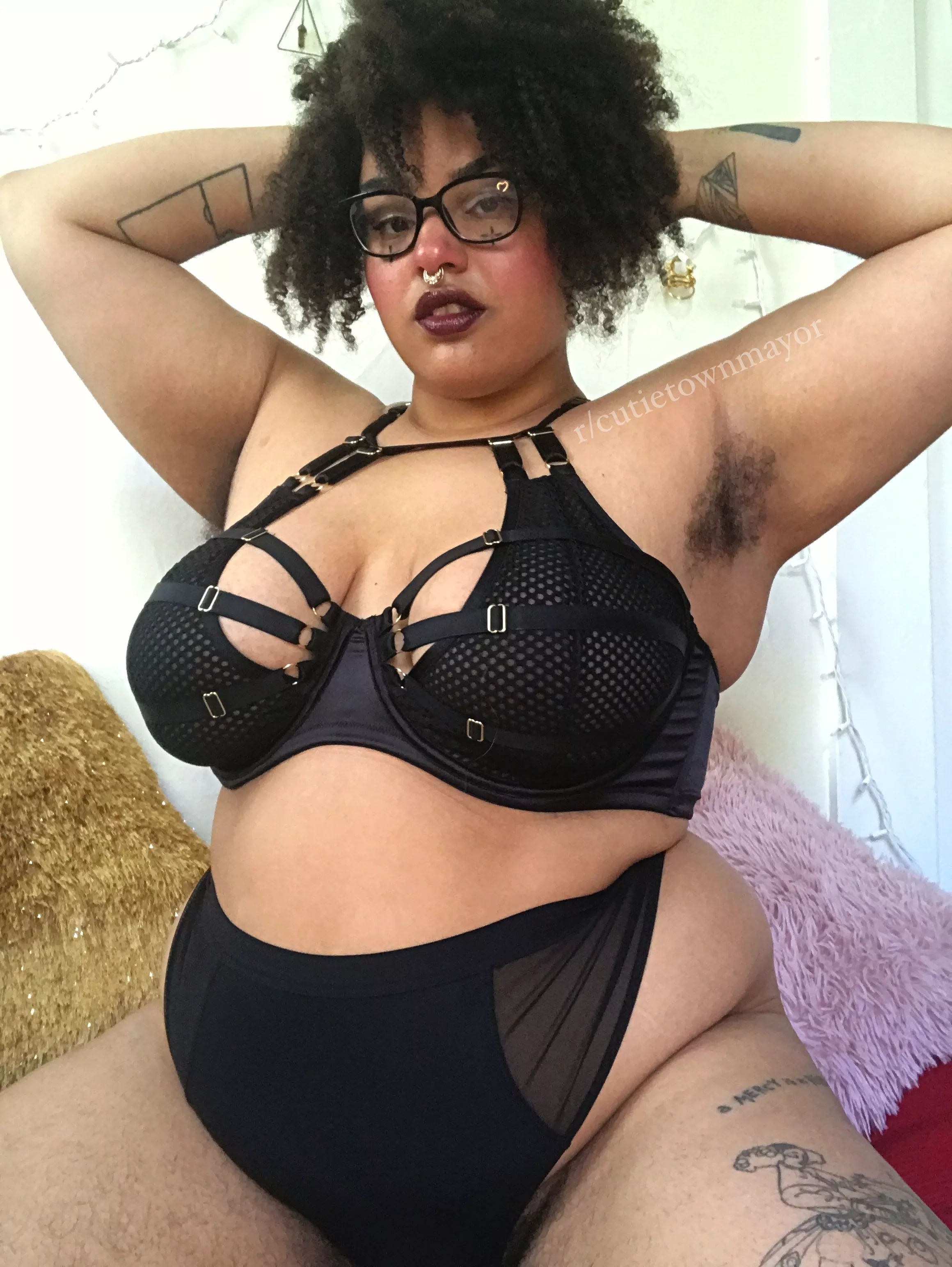 If we wrestle I'm winning and you're getting smothered >:) If we wrestle I'm winning and you're getting smothered >:)