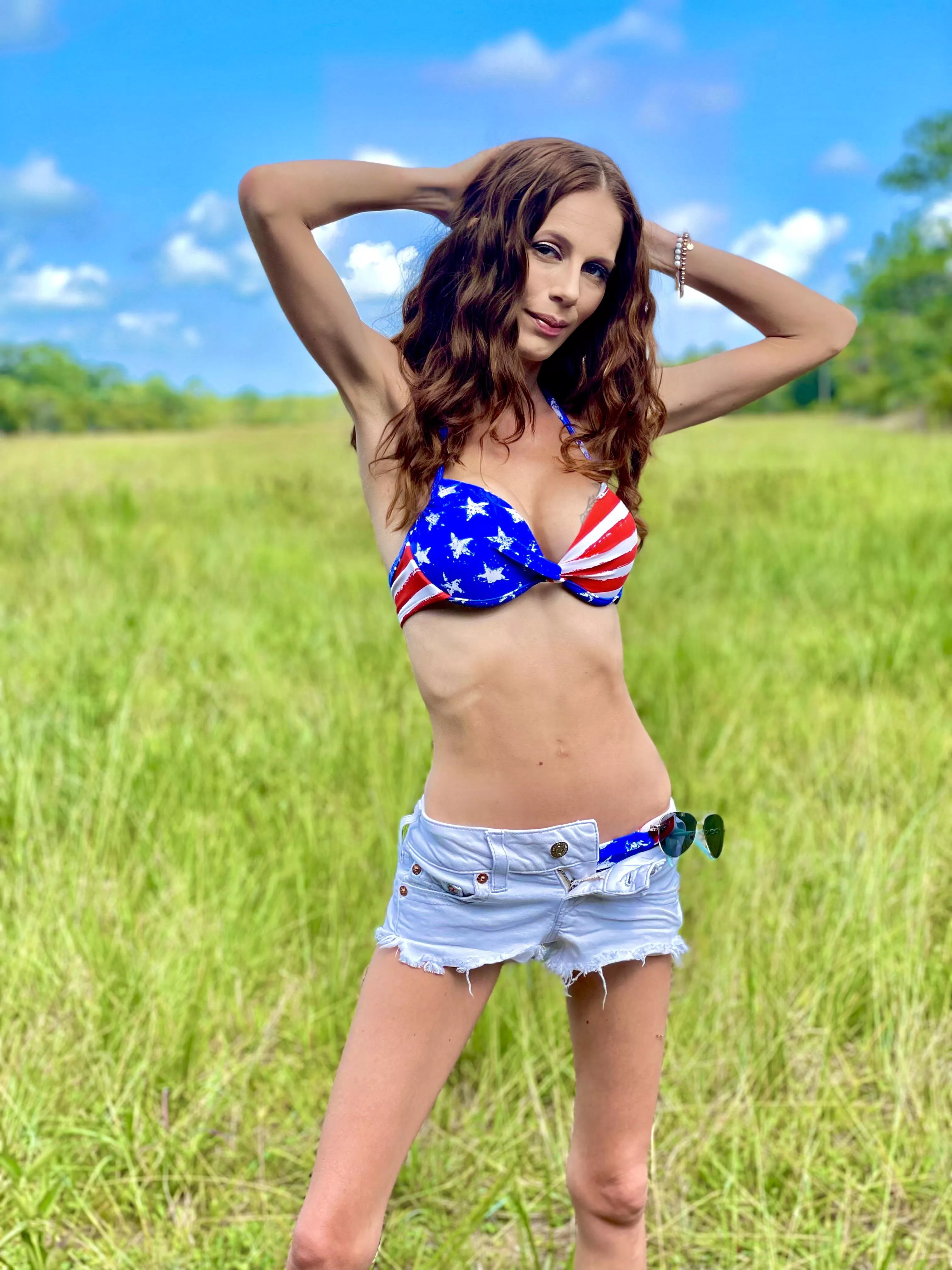 If you forgot fireworks I’m quite the little firecracker 🧨