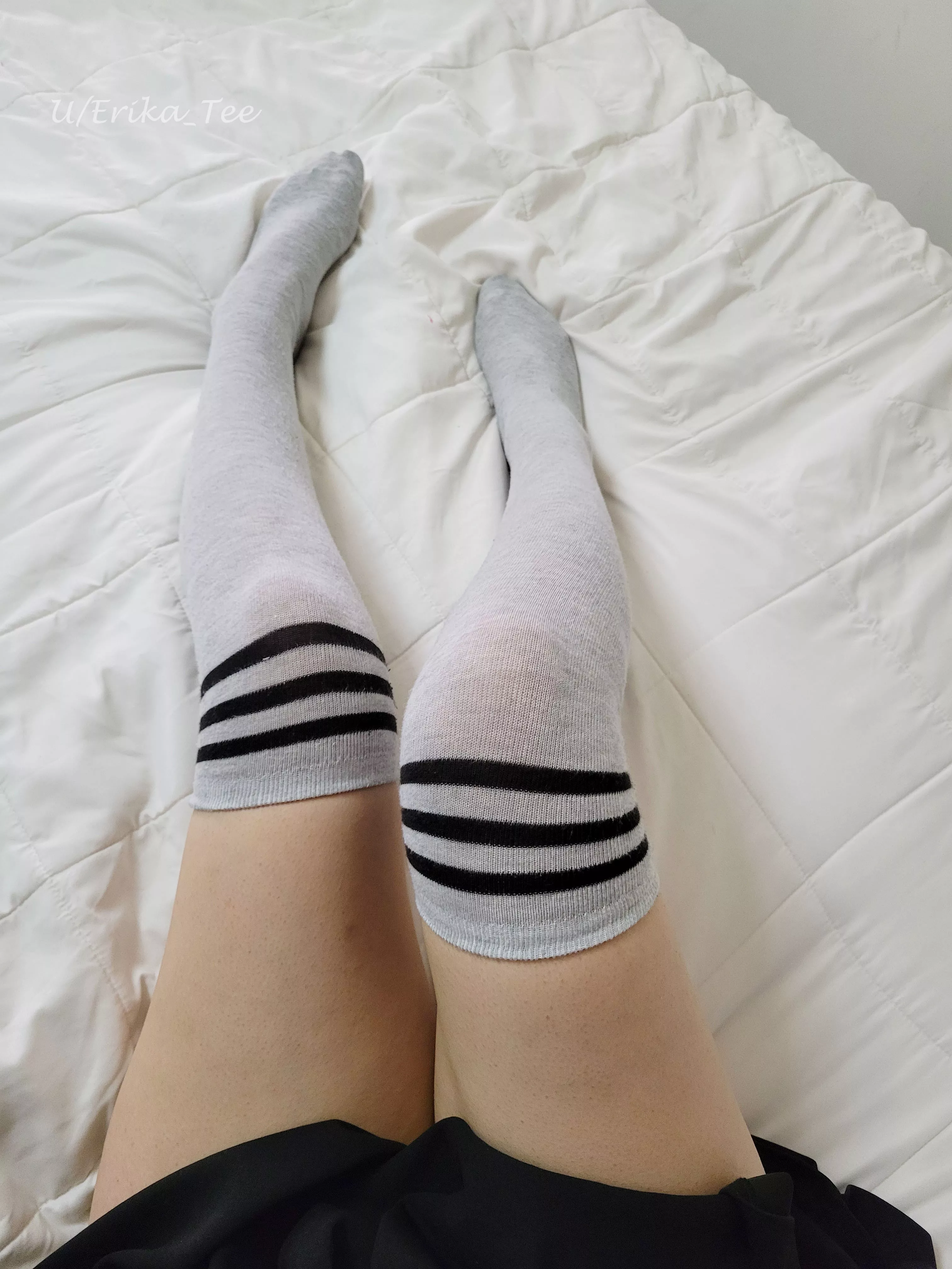 If you like my legs in these socks, you should see what else I can offer you😇