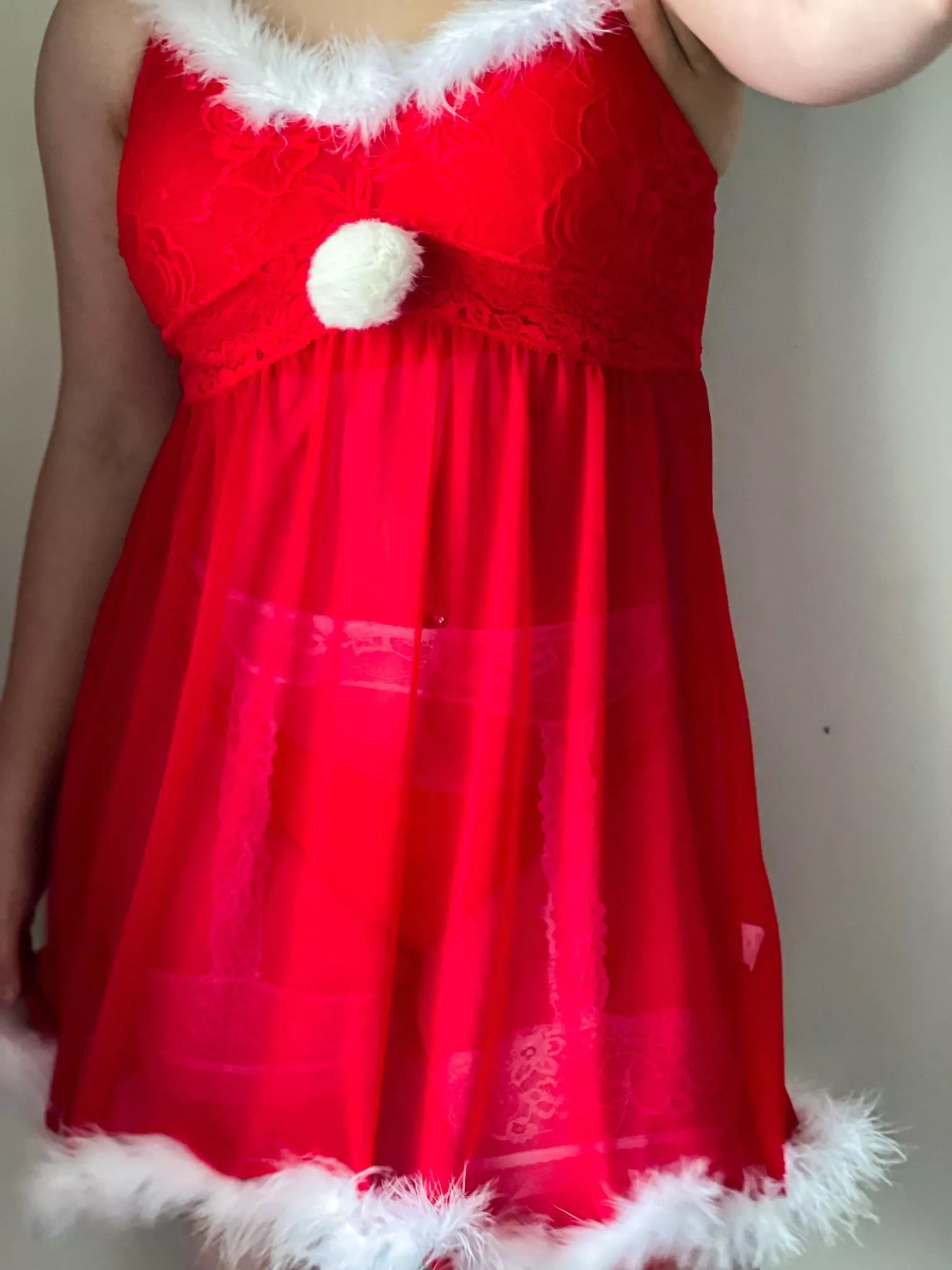 If you look closely, you can see a bit of what I'm wearing underneath :) [F]