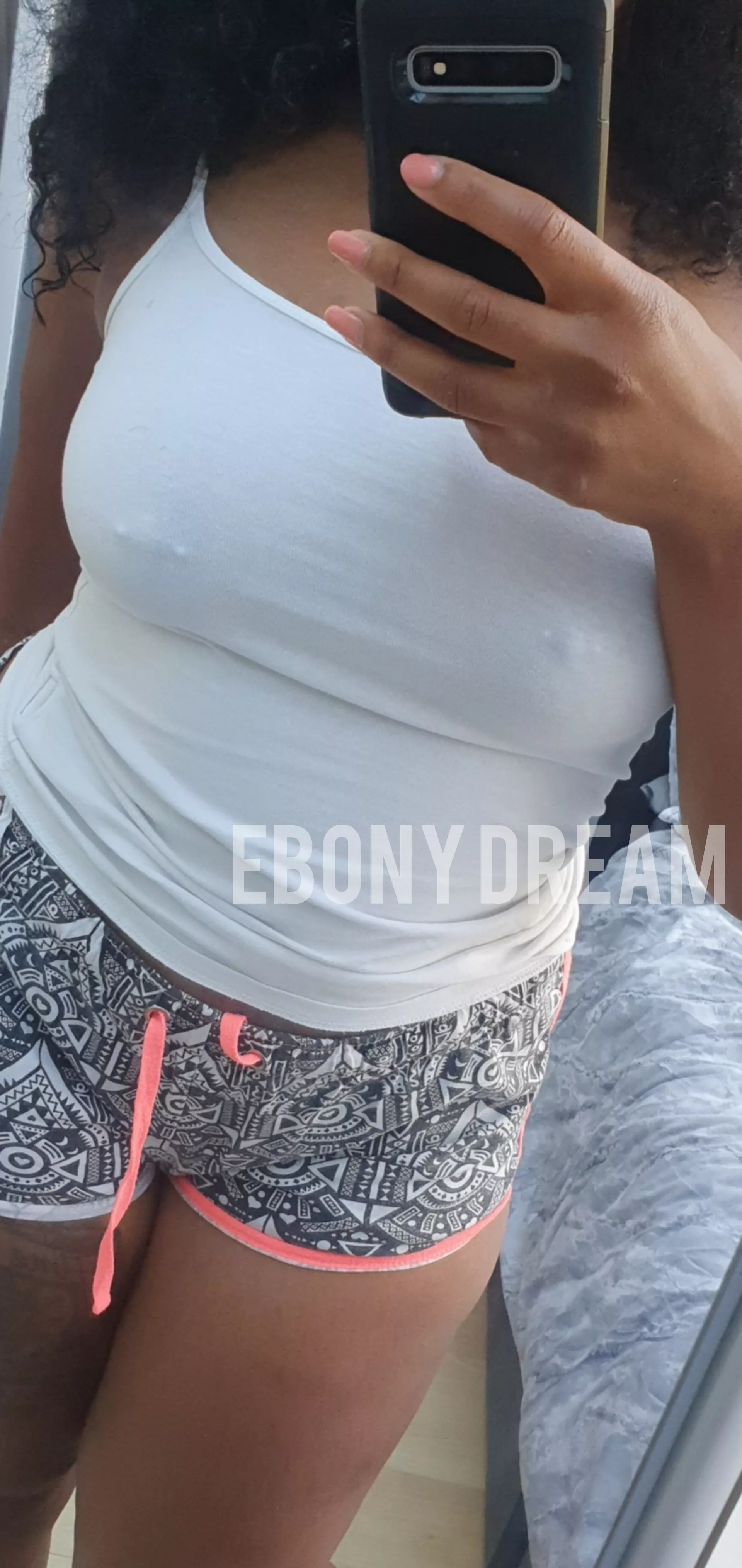 If you look hard enough you can see my nipples 😜 [F][OC]