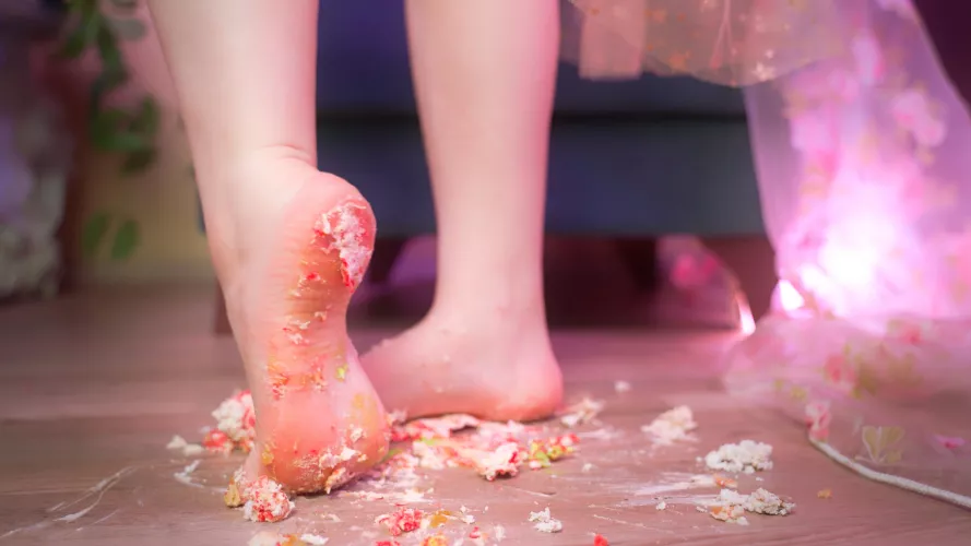 If you were here, you would clean up my feet with your tongue. Right?