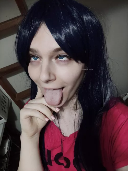 If you're not doing the ahegao face every time you get new contacts you're doing it wrong π