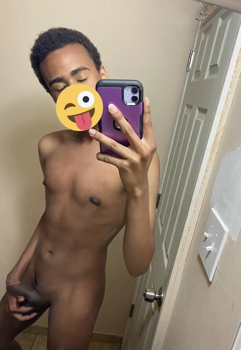 Ignore the dirty mirror 😂