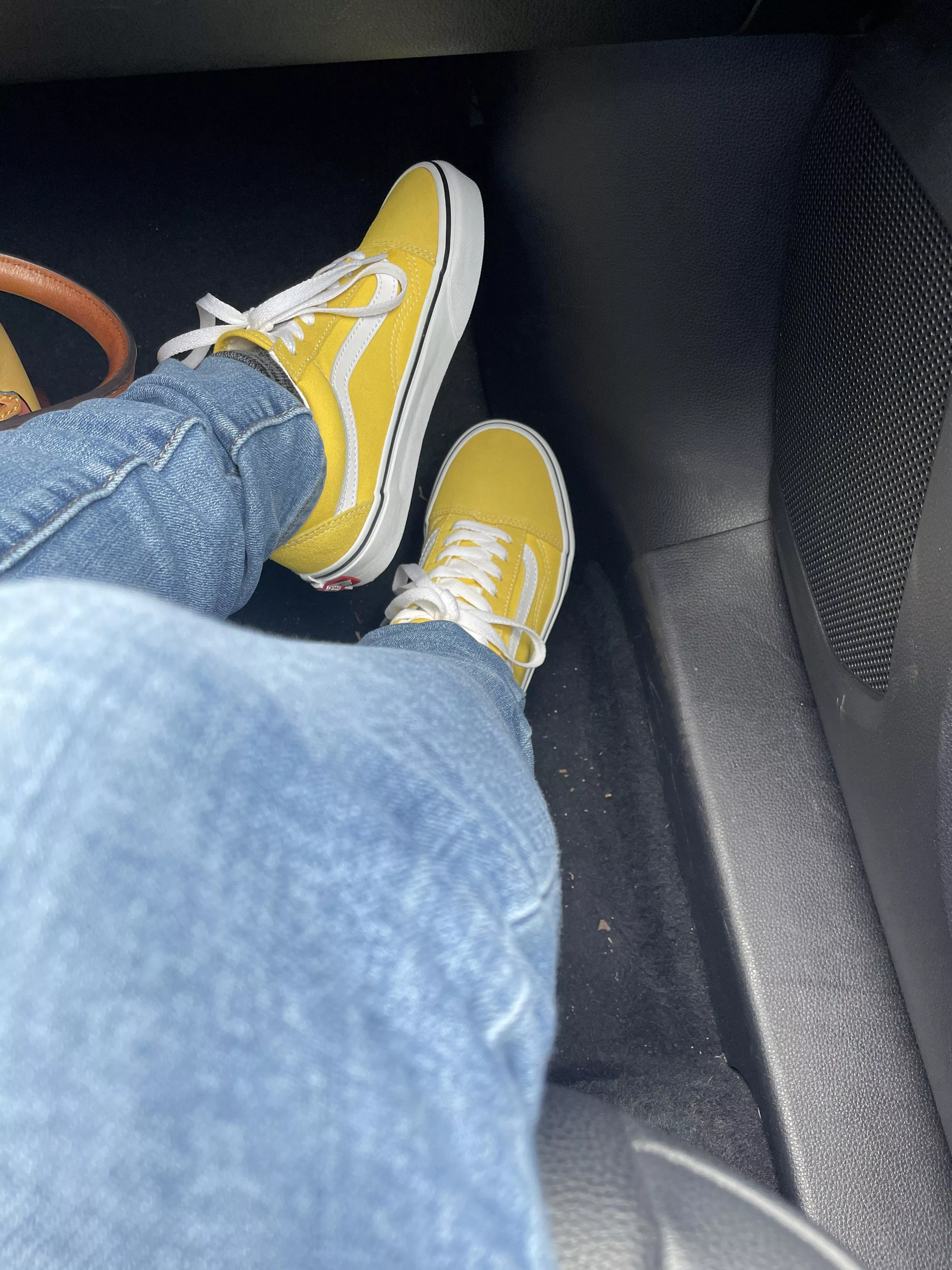 I’ll be wearing these for the next 14 hours 🤪 who wants my sweaty socks?