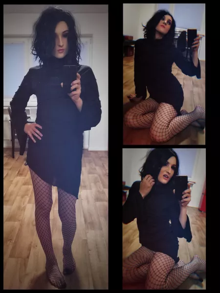 I'll drain you 🧛🏻‍♀️🌙