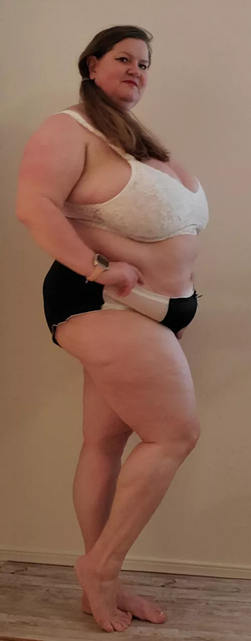 I'll keep you warm 🔥 👿💋 [F49]