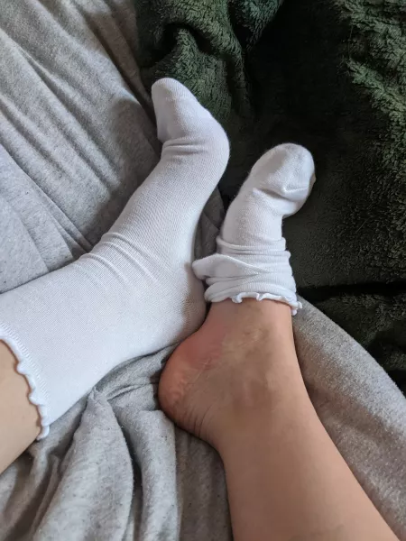 Ill leave them on so you can take them off later π