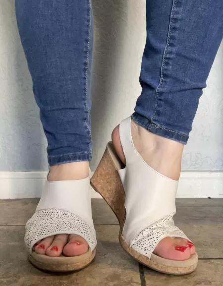 I’ll Let You Have Them👡💋