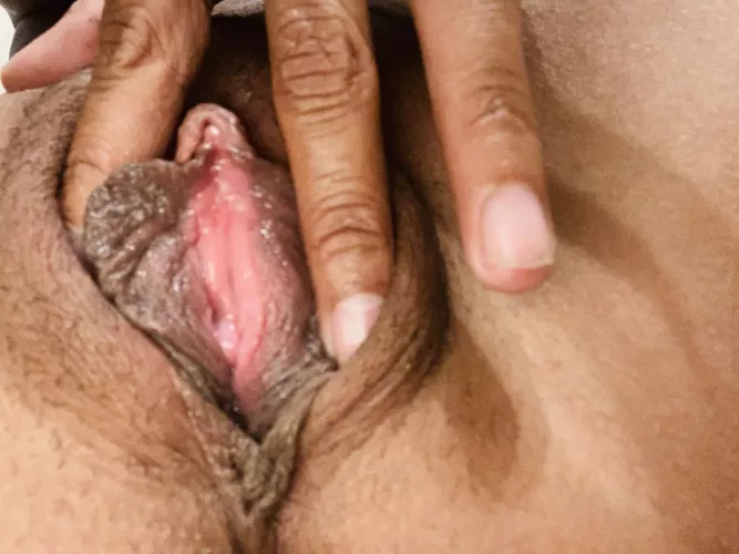 I’ll spread it and you suck on my clit till I cream down your chin 💦💦💦💦