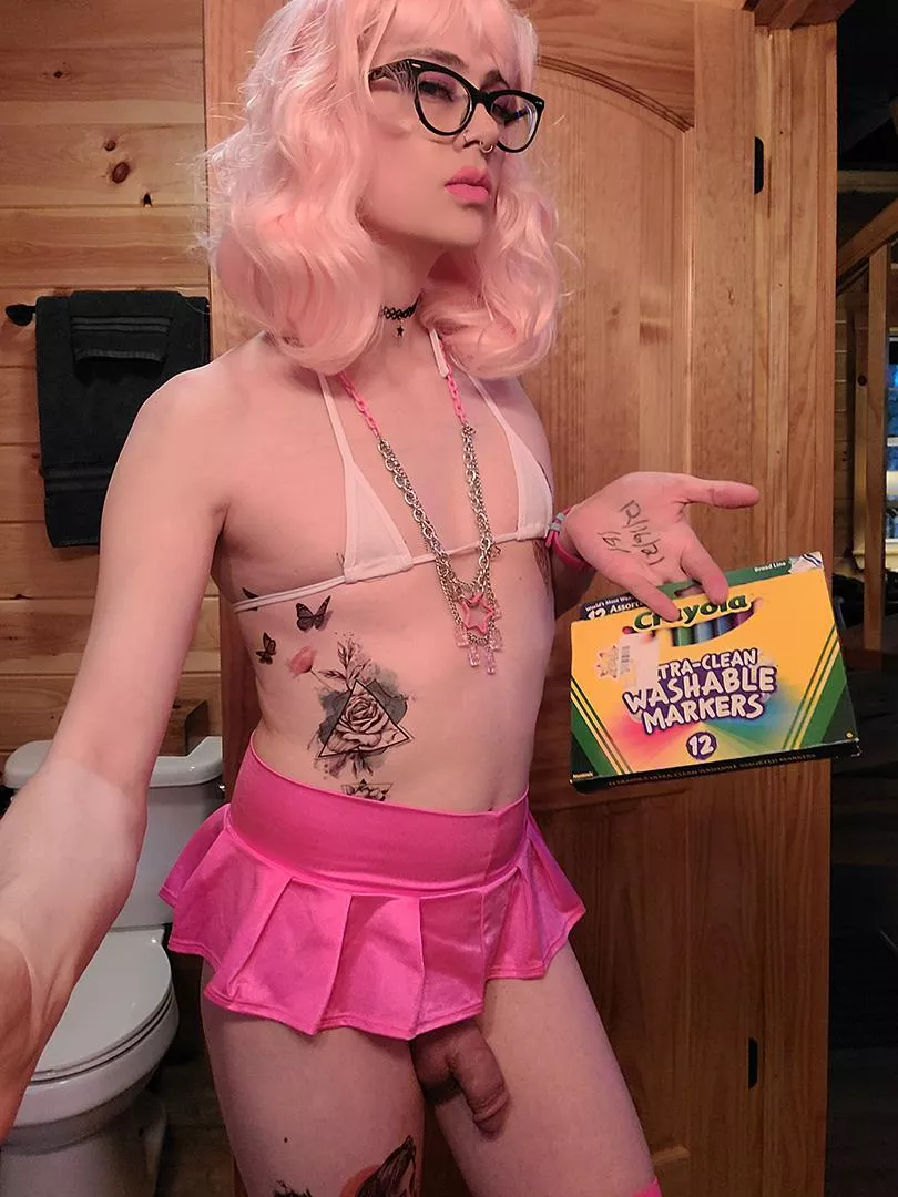I'll write whatever you tell me to on my body, i need to be severely degraded I'll write whatever you tell me to on my body, i need to be severely degraded