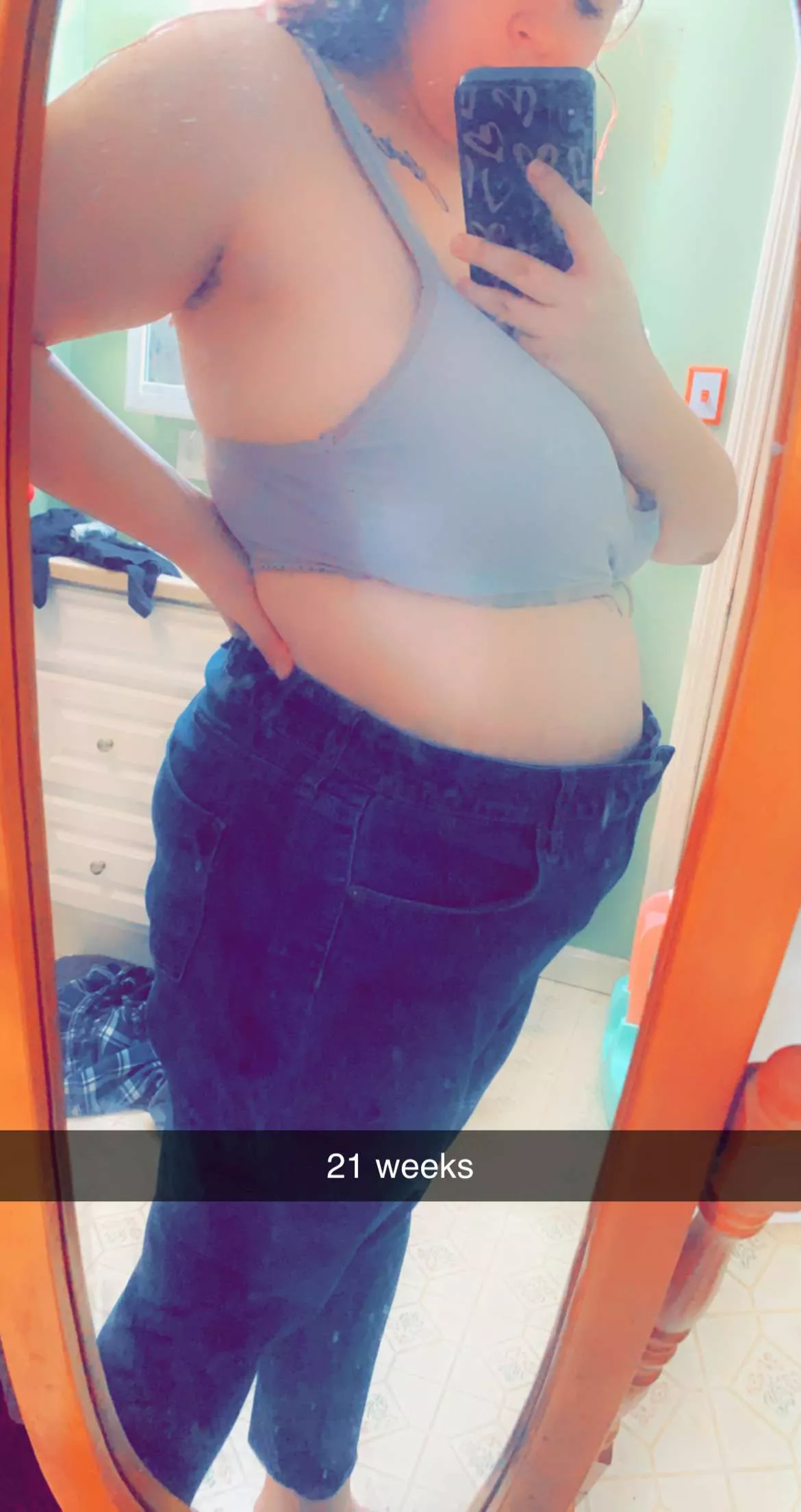 I'm 21 weeks but I don't feel like I look it. I get so big at the end, I'm definitely not half as big as I will be. What do you think? I'm 21 weeks but I don't feel like I look it. I get so big at the end, I'm definitely not half as big as I will be. What do you think?
