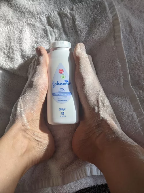 I'm a brand new foot baby π