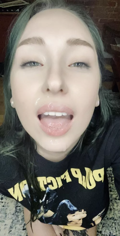 I’m a good little cumslut.