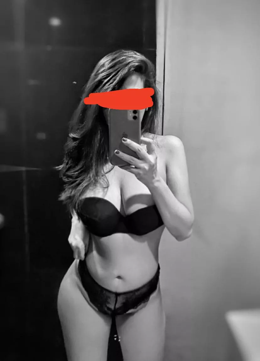 I’m a lady on the streets but a [f]reak in the sheets