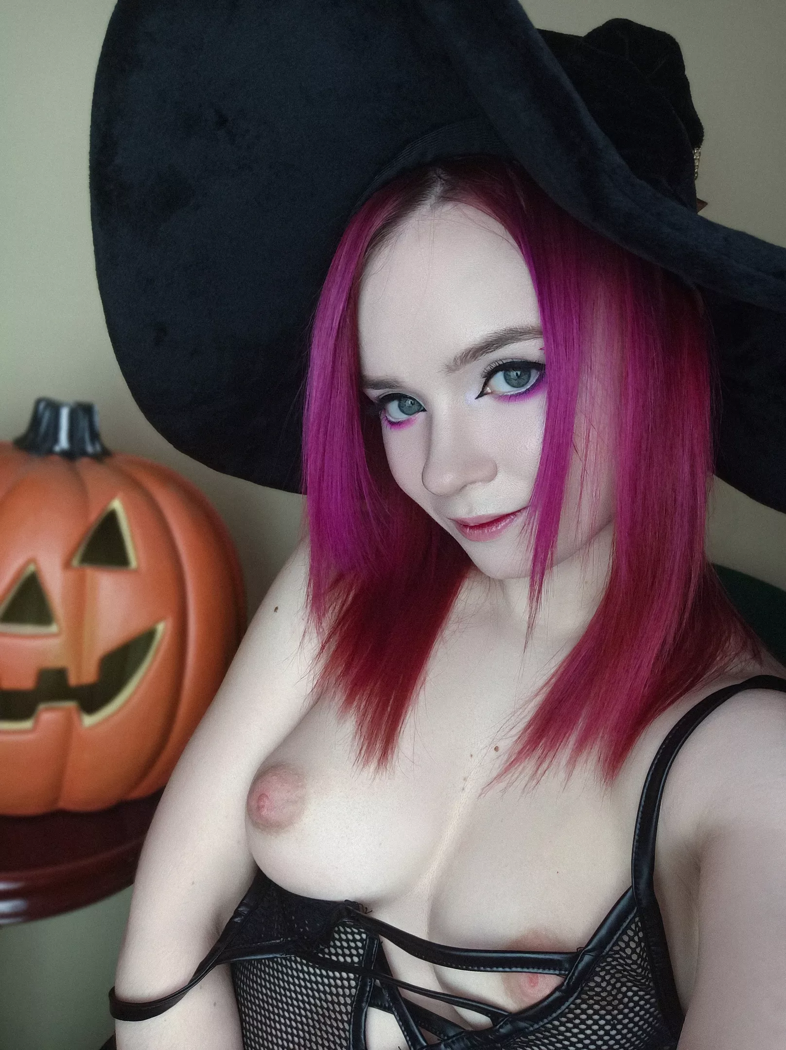 I'm a real witch, don't doubt it 🖤🎃 I'm a real witch, don't doubt it 🖤🎃