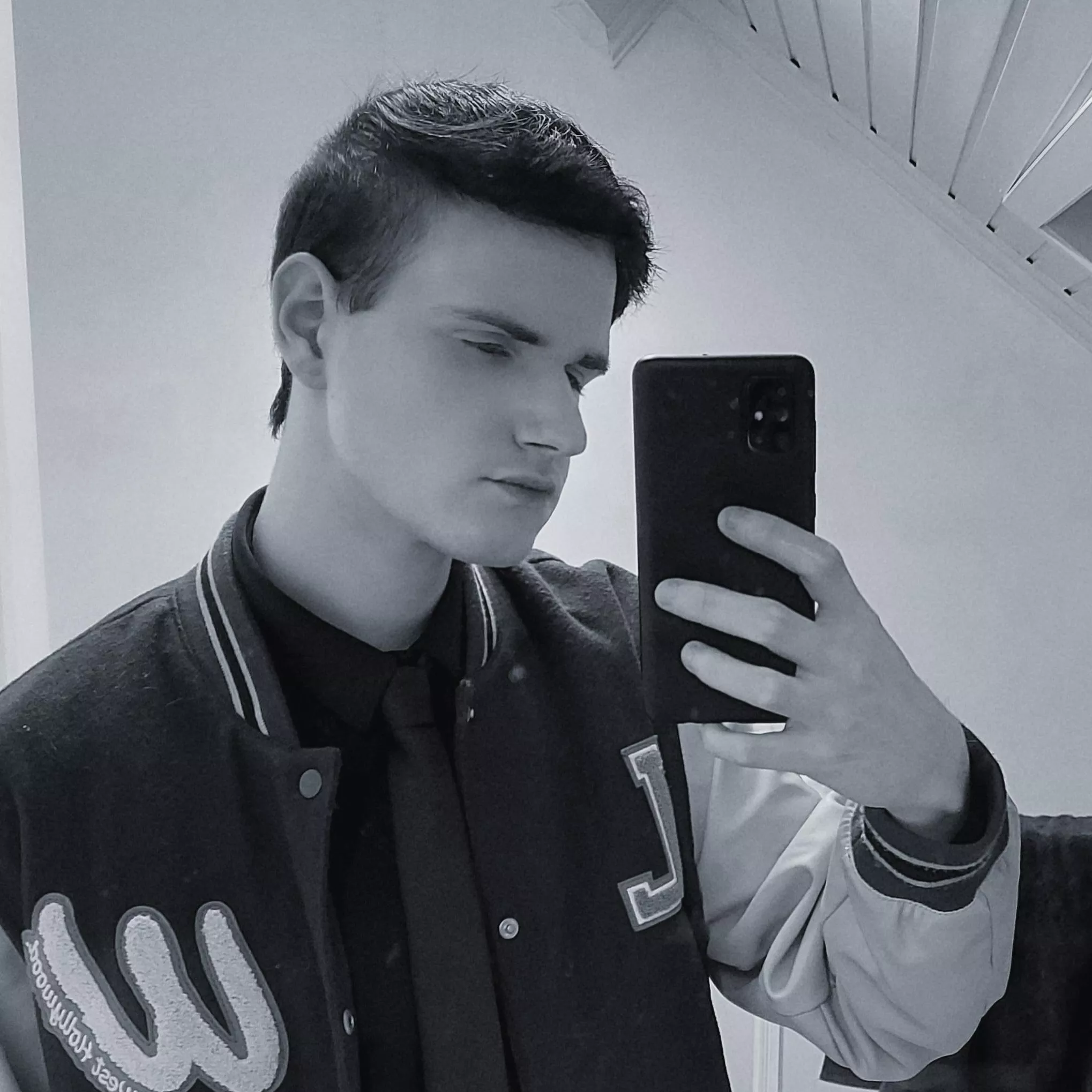 I'm a slut for british boys😌