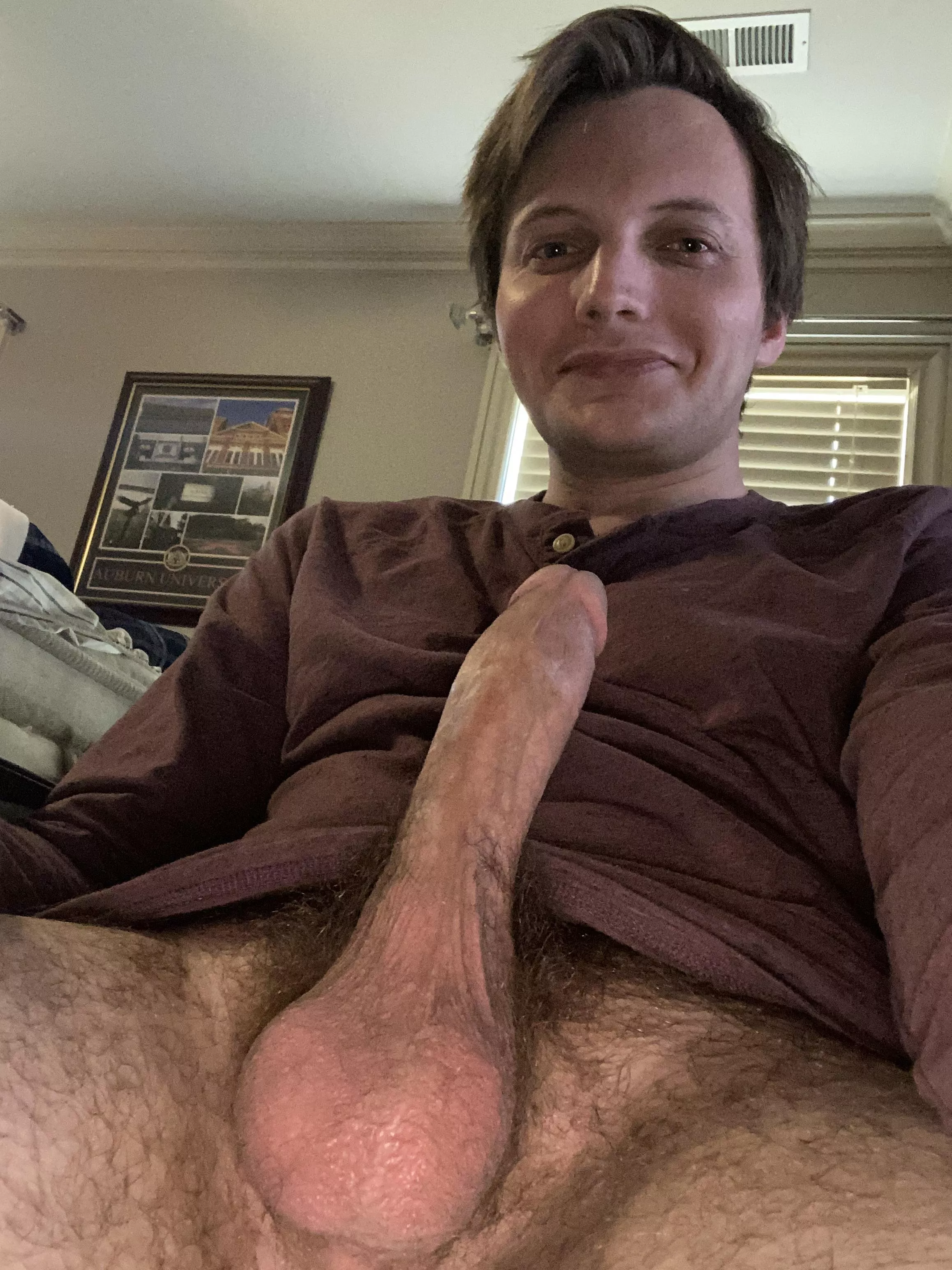 I’m about to take a bath and there’s room for one more😏