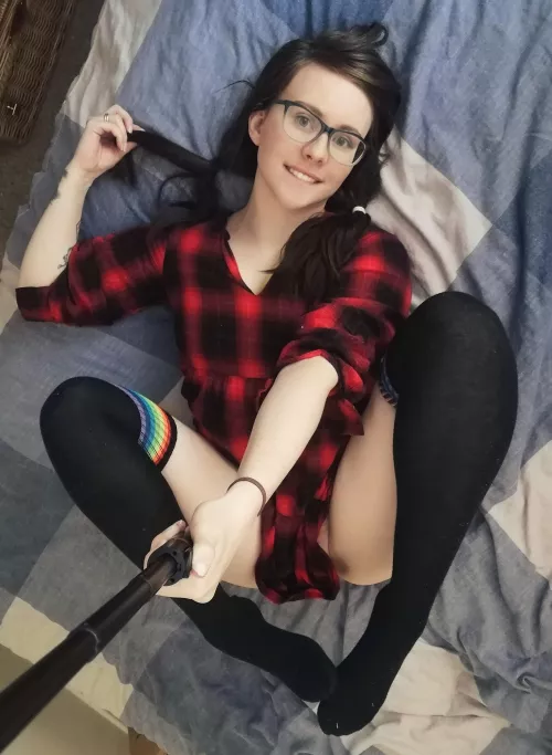 I'm Alice! SUPER interactive, sexting included with sub, NO PPV, solo + b/g content, multiple daily posts!! Come be my friend β€οΈπ₯°
