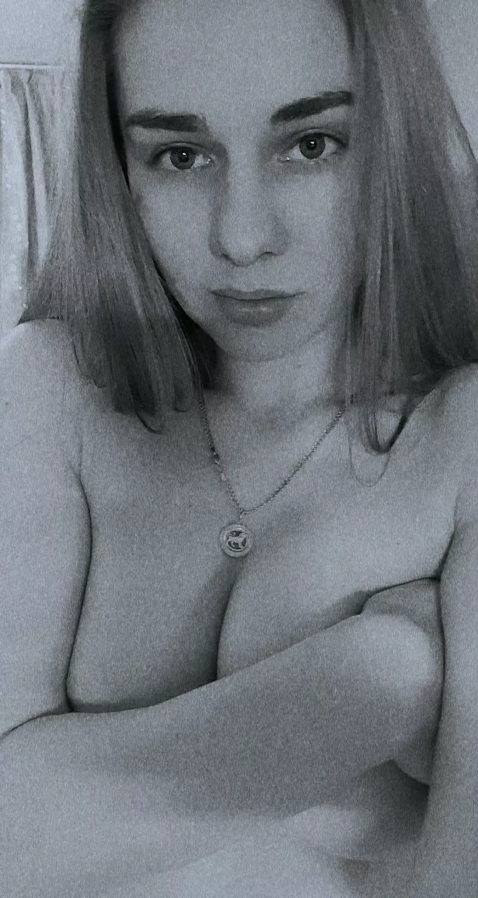 I'm all eager, I want to see your cock, I crave your naked body! 🍌😋 Want to fuck me? 💥 Link to my OF below I'm all eager, I want to see your cock, I crave your naked body! 🍌😋 Want to fuck me? 💥 Link to my OF below