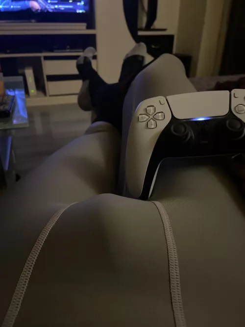 Im always bulging when I’m smoking and gaming with my friends 🤷🏻‍♂️😅